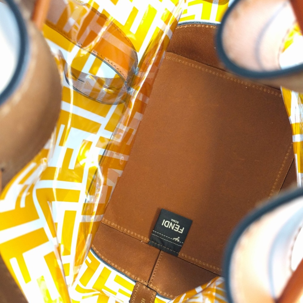SOLD Fendi Mon Tressor Small Orange Bucket Bag - Picture 4 of 7